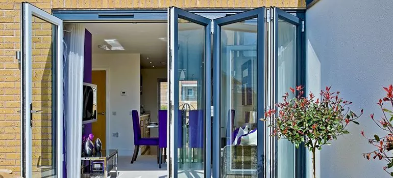Bifold Door Repairs Near Me in Northdale, FL