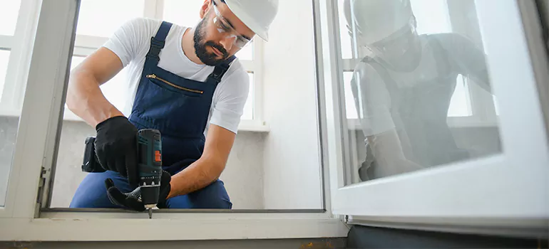 Replace Broken Window Pane in Northdale, FL